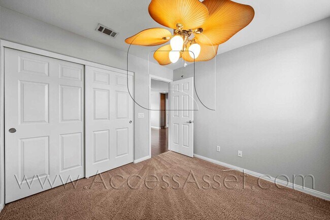 Building Photo - Spacious 4 Bed + Loft Home with 3-Car Garage in Lake Elsinore