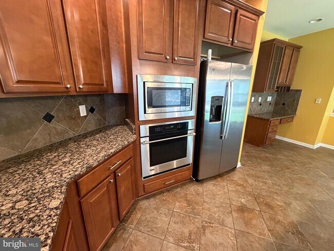 Building Photo - 6006 Joseph Scott Dr
