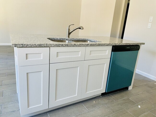 Building Photo - 5608 Tommye St