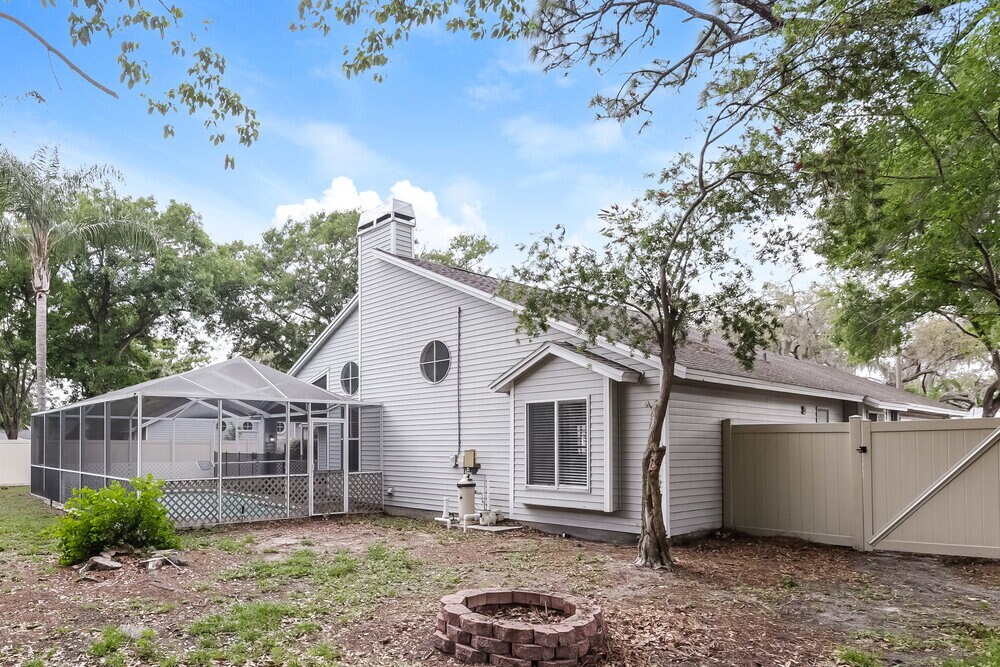 Building Photo - 3322 Silverpond Dr