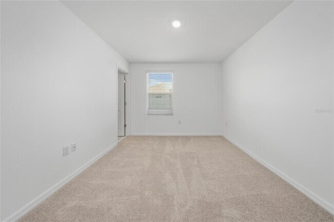 Building Photo - 2916 Skyline Lp