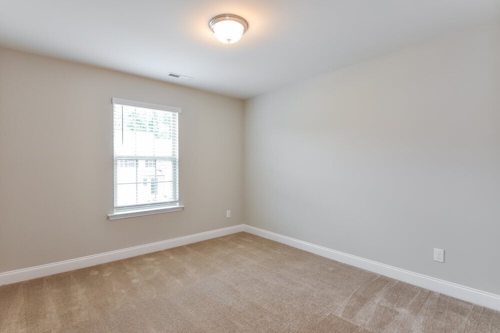 Building Photo - 422 River Dell Townes Ave