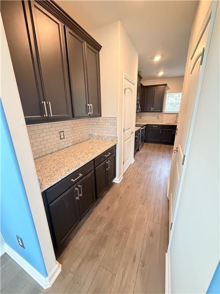 Building Photo - 134 Brookline Dr