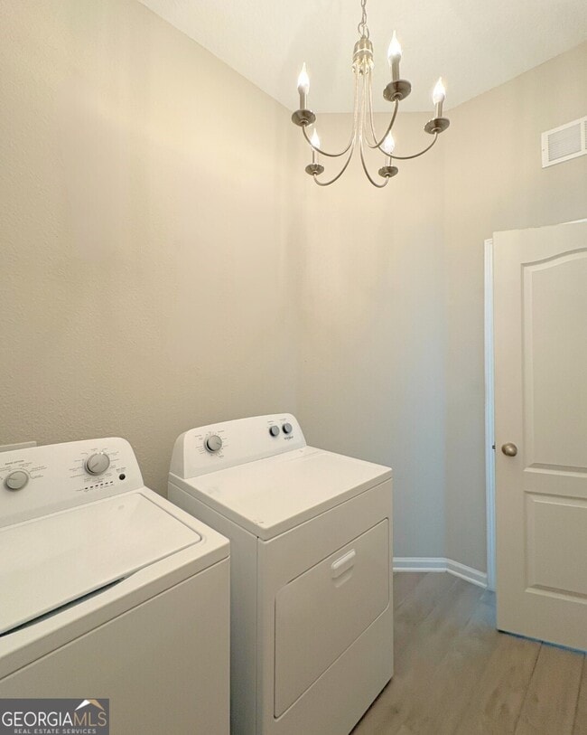 Building Photo - 312 Chinquapin Dr