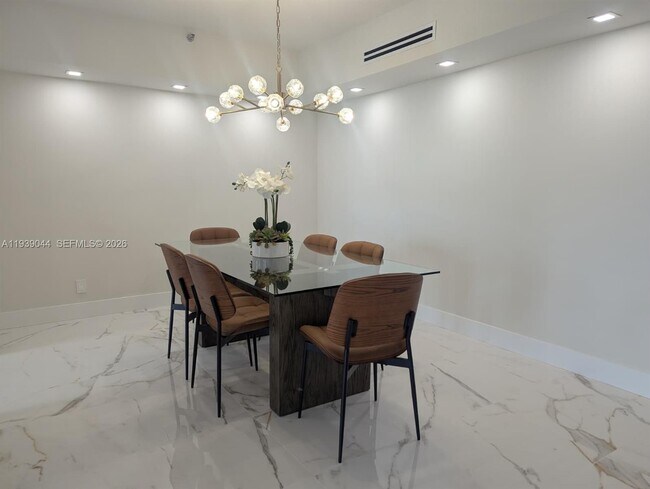 Building Photo - 19707 Turnberry Way