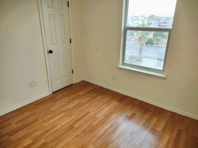 Building Photo - 9488 Landry McKee Ln