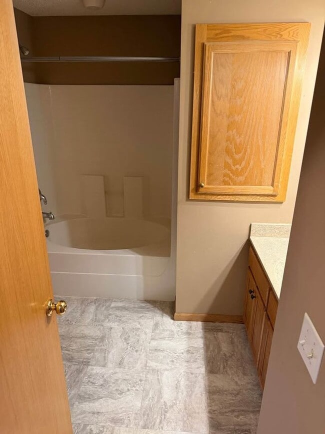Building Photo - 908 Firethorne Trail