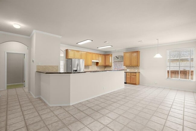 Building Photo - 5219 Moon Shadow Dr