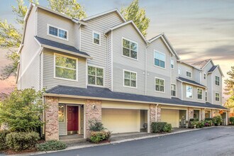 Building Photo - 11370 SW Thunder Terrace