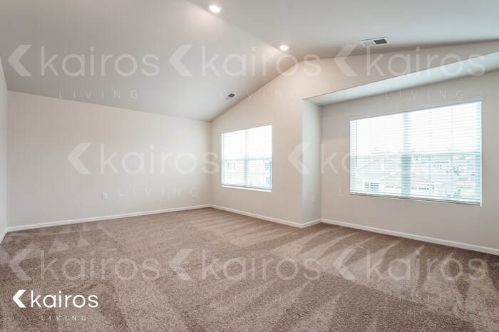 Building Photo - 74 W Luminous Way