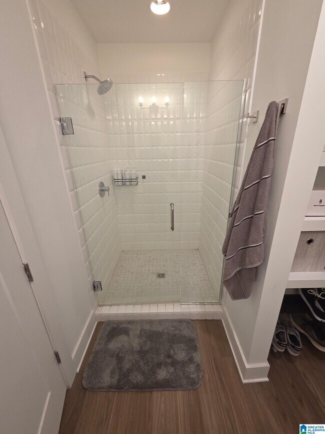 Building Photo - 1329 4th Ave S