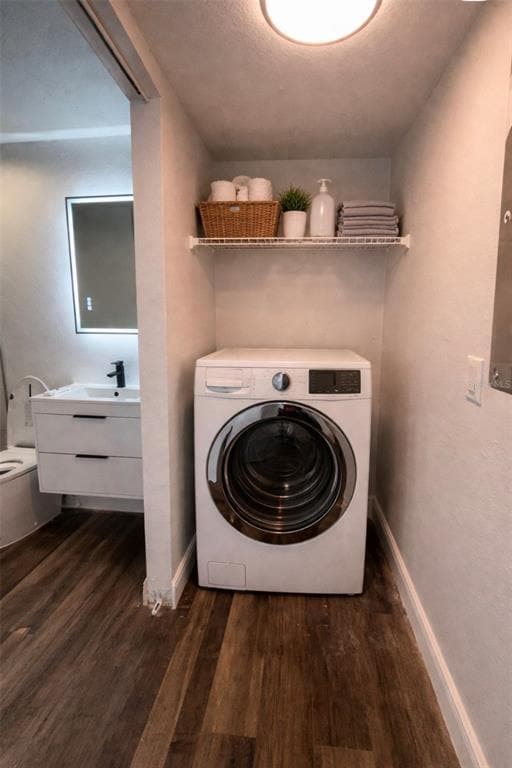 Building Photo - 9481 Highland Oak Dr