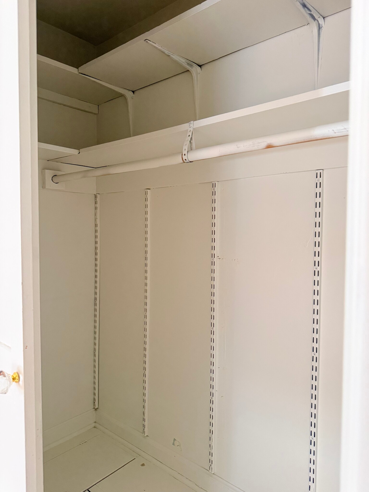 Building Photo - 3585 S 900 E