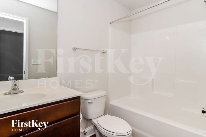 Building Photo - 9406 Village View Ct NW