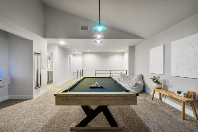 Building Photo - 11102 1/2 Charger Way-SI ID1363554P