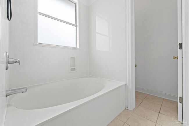 Building Photo - 13514 Perdido Key Dr