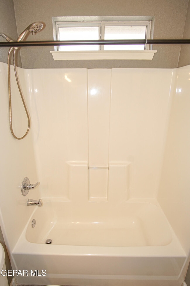 Building Photo - 4020 Tierra Inez Pl