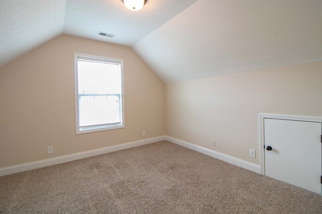 Building Photo - 1398 Bruceton Dr