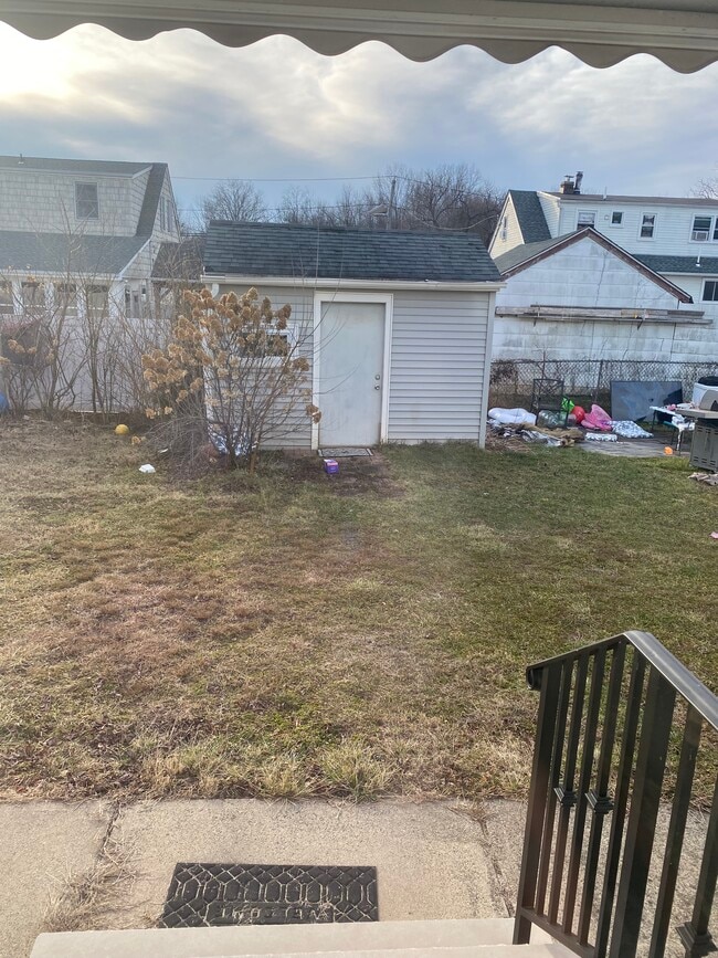 Building Photo - 232 S 18th Ave