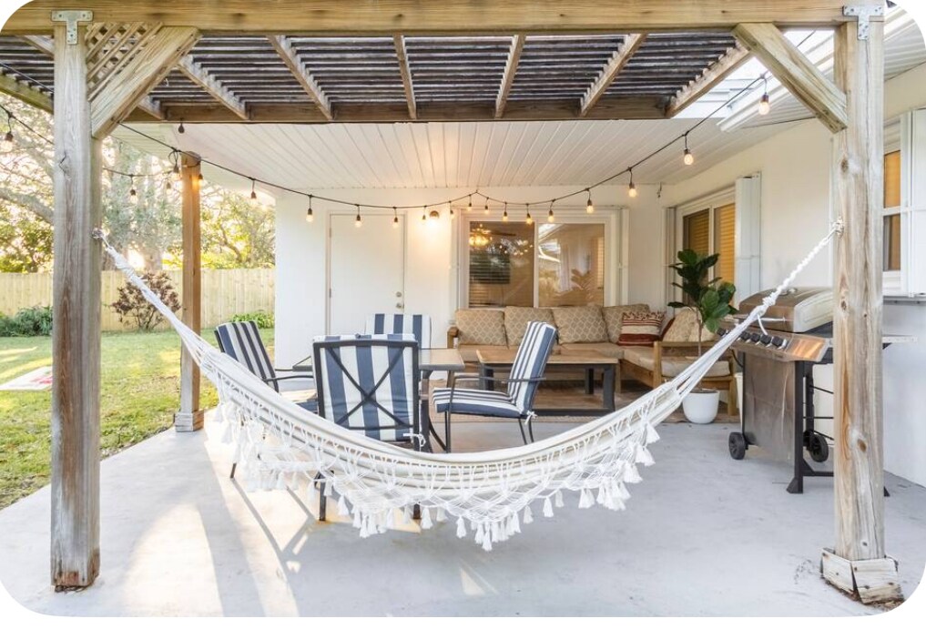 Building Photo - 1447 Caribbean Dr