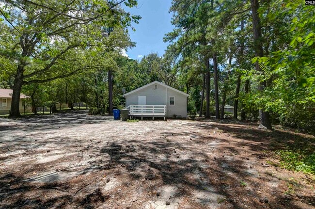 Building Photo - 1330 Kingston Rd