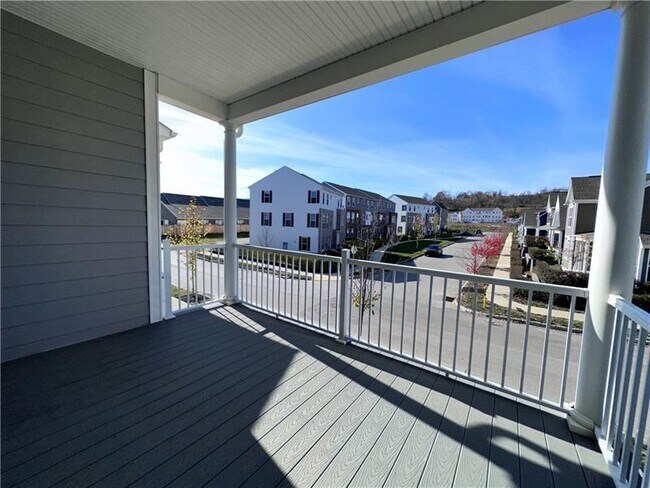 Building Photo - 3204 Lynk Alley
