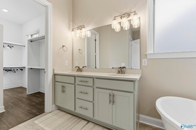 Building Photo - 125 Bur Oak Dr