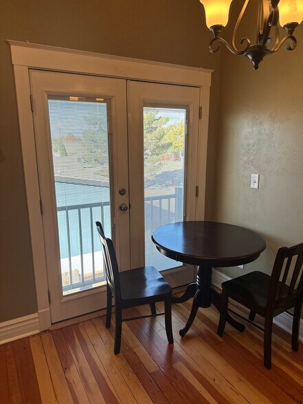 Building Photo - 1309 Michigan Ave