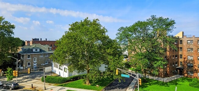 Building Photo - 1700 John F. Kennedy Blvd