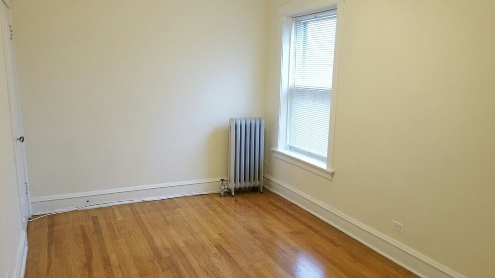 Building Photo - 710 Seward St