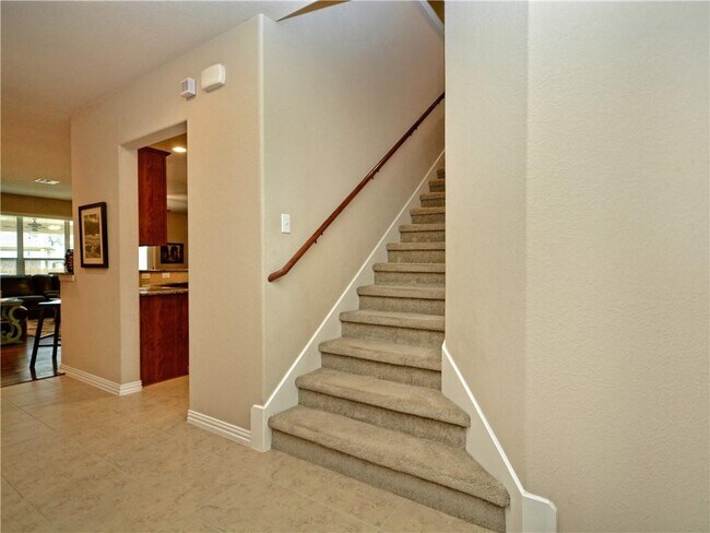Building Photo - 1007 Boxwood Loop