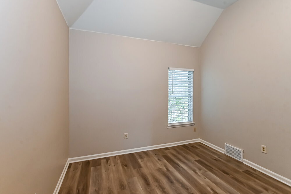 Building Photo - 7376 Wendy Way