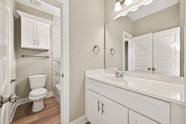 Building Photo - 3514 Runnels St