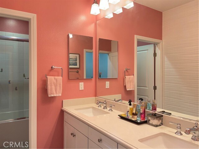 Building Photo - 56 Purple Jasmine