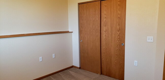 Building Photo - 2019 Barber Dr