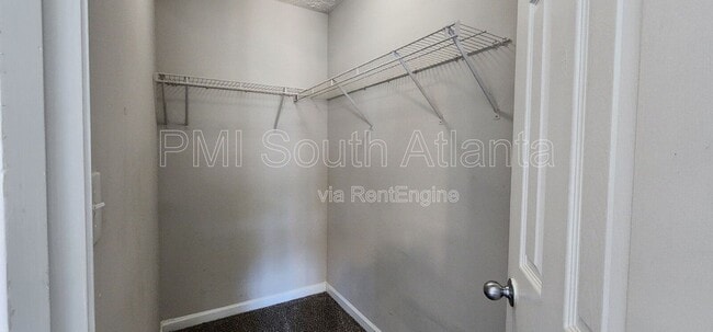 Building Photo - 1749 Carrington Dr
