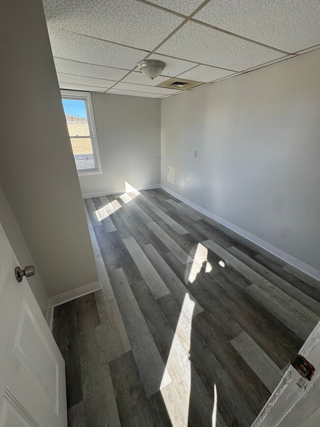 Building Photo - 508 Chestnut St