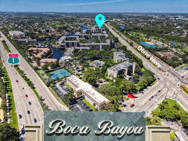 Building Photo - 17 Royal Palm Way