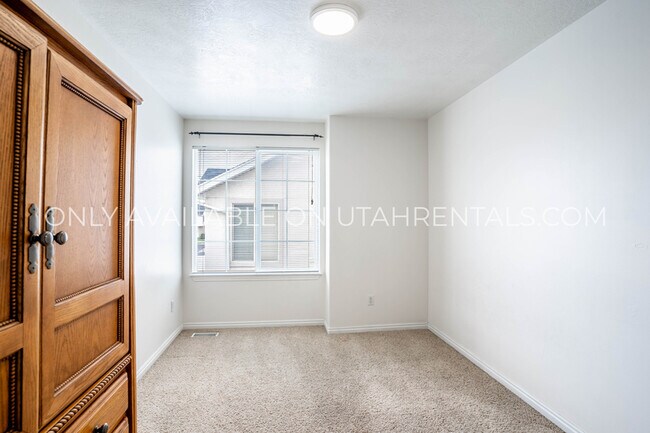 Building Photo - 1344 S 1500 E