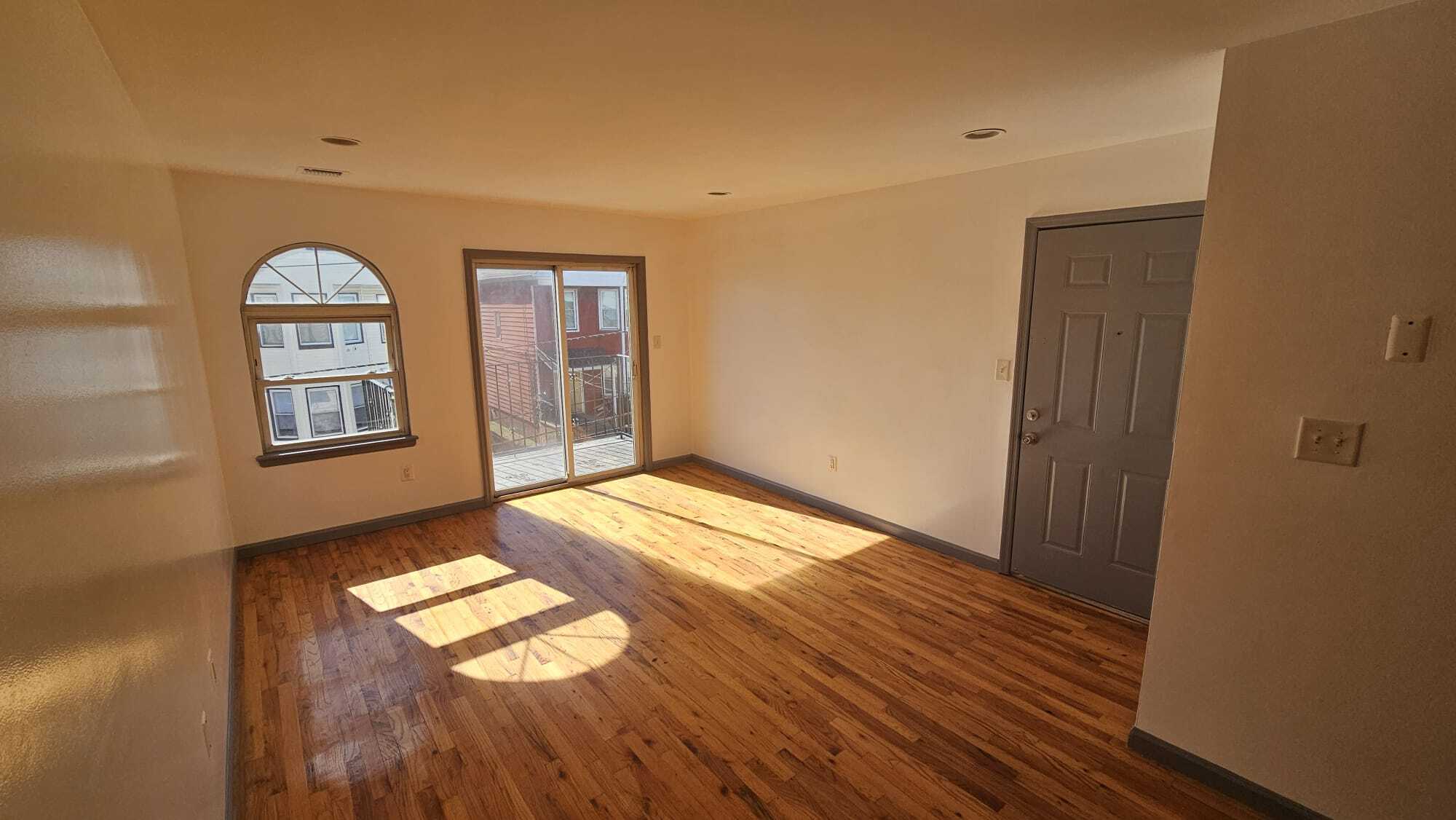 Building Photo - 88 Brown Pl
