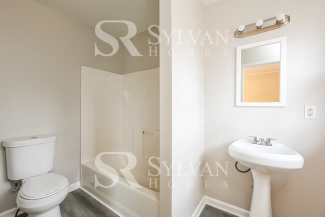 Building Photo - Fall in love with this beautiful 3BR 2 BA home