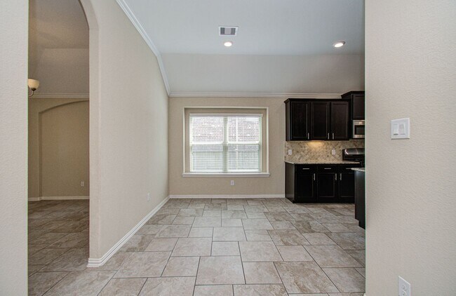 Building Photo - Spacious 4 Bed, 2 Bath Home Zoned to Tomball ISD