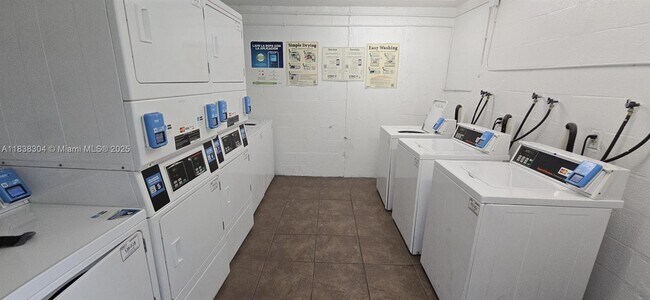 Building Photo - 8260 SW 210th St