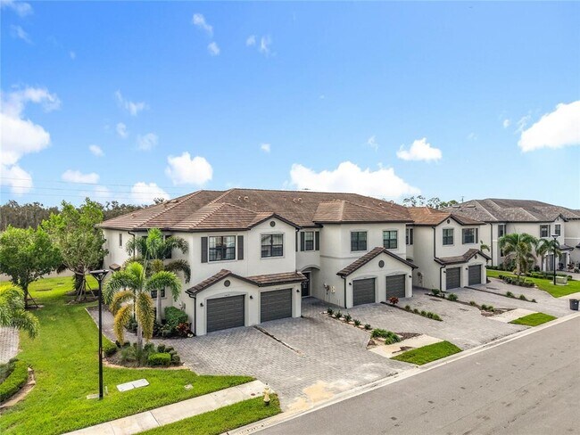 Building Photo - 14119 Pine Lodge Ln
