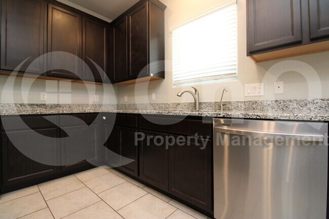 Building Photo - 11561 West Tom Henry Way