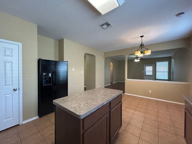 Building Photo - 7635 Paraiso Haven