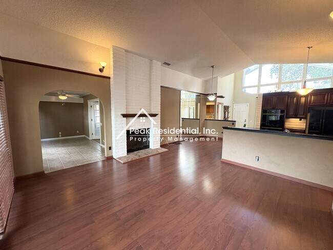 Building Photo - 11037 Mammoth River Ct