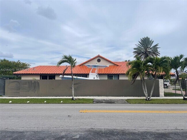 Building Photo - 6790 SW 105th Ave