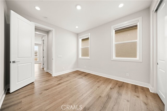 Building Photo - 271 Huckleberry