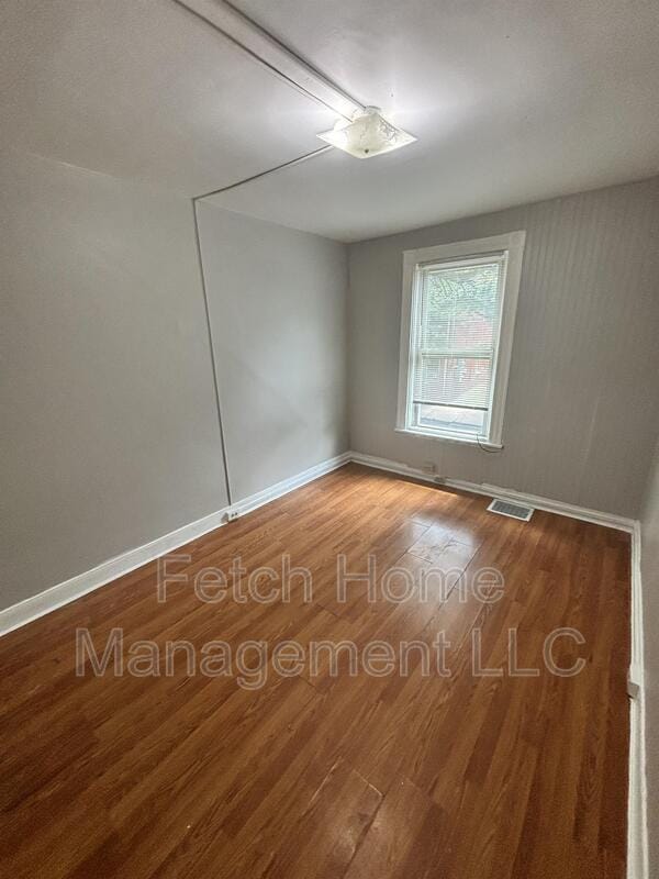 Building Photo - 405 E Orange St